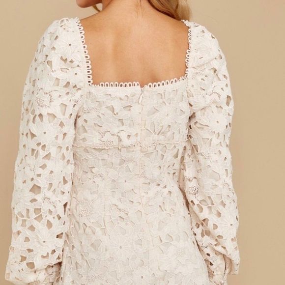 C1: Vintage style  ivory lace dress  from USA - Picture 5 of 6